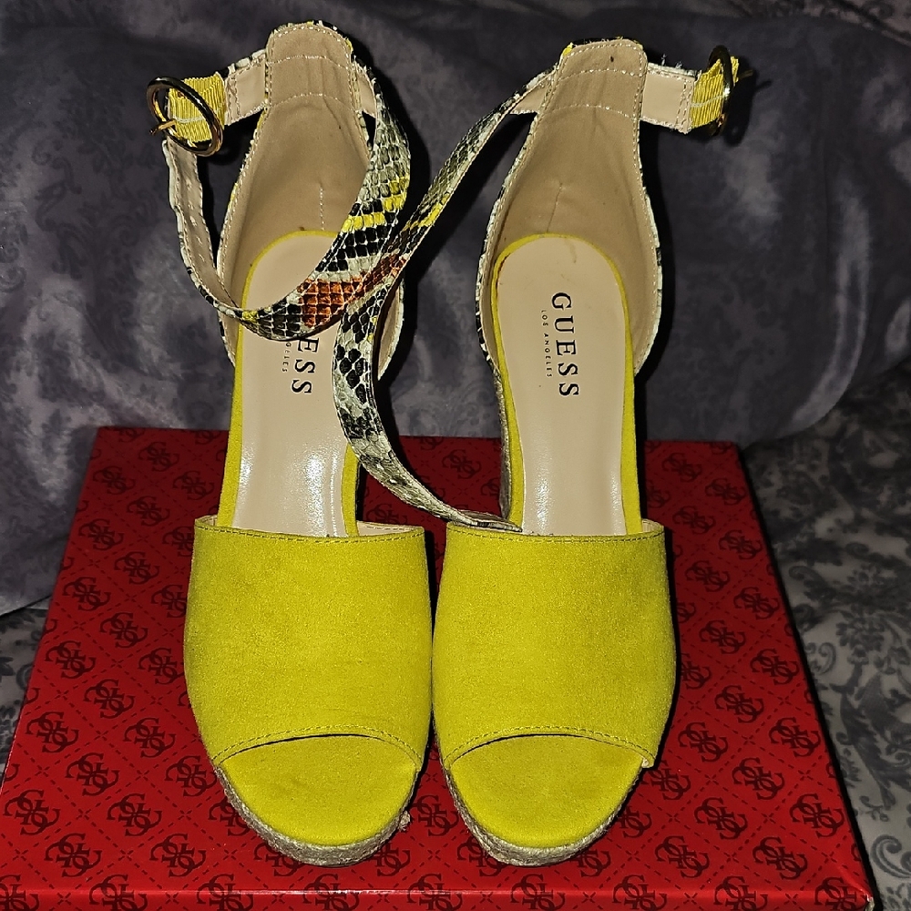 Guess Yellow Heels Vibrant and Eye-Catching